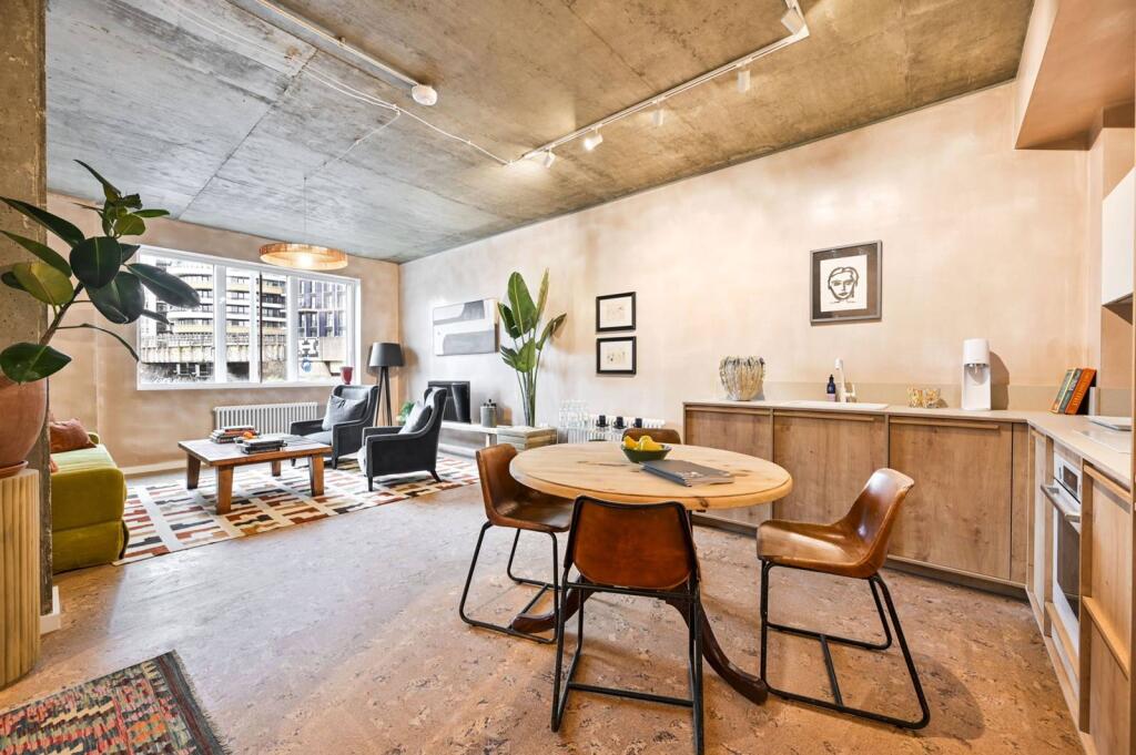 Main image of property: The Curve, Ladbroke Grove, London, W10