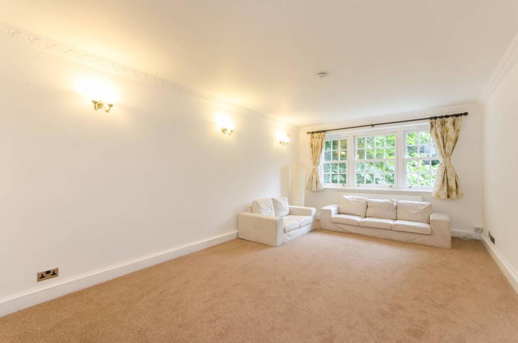Main image of property: Wimbledon Park Side, Wimbledon Common, London, SW19