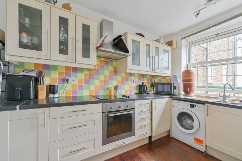 Main image of property: Worsopp Drive, Clapham Common South Side, Clapham, SW4