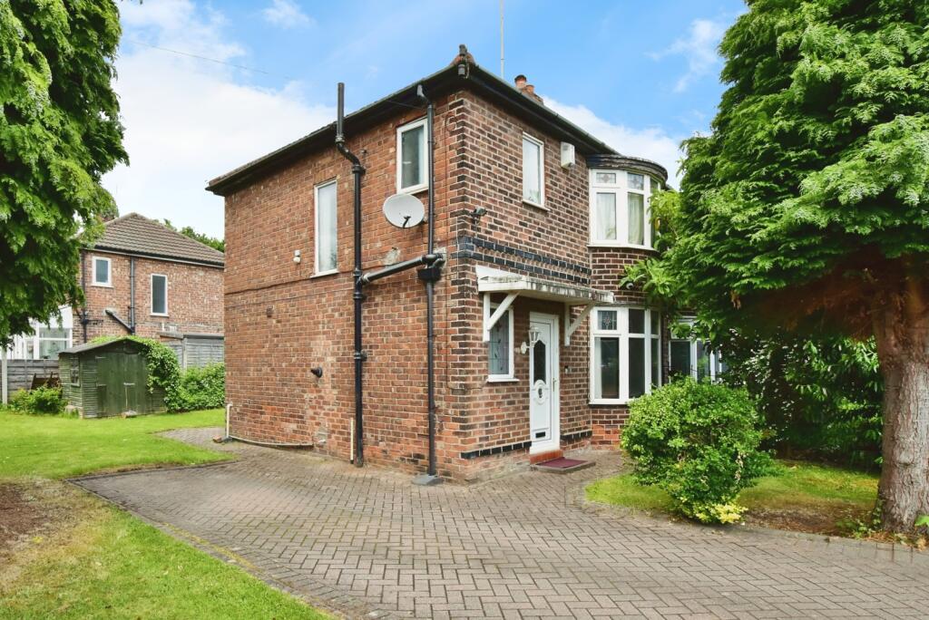 Main image of property: Kingsway, Didsbury, Greater Manchester, M20