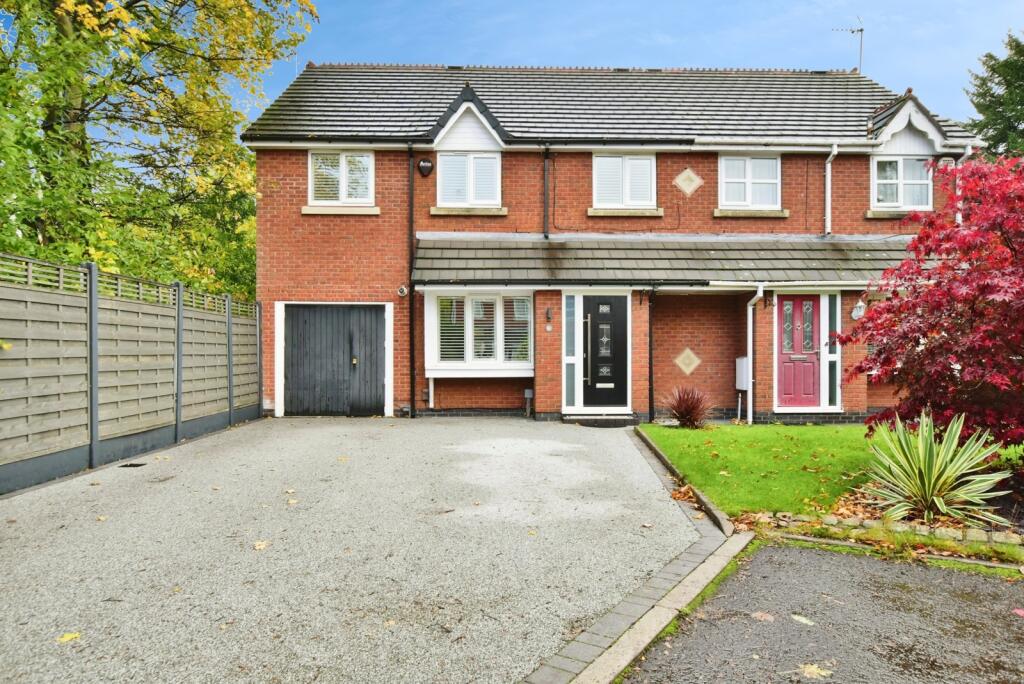 Main image of property: Bronington Close, Northenden, Manchester, Greater Manchester, M22