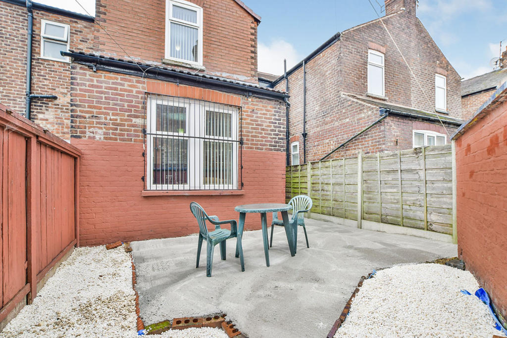3 bedroom semidetached house for sale in Slade Lane, Manchester