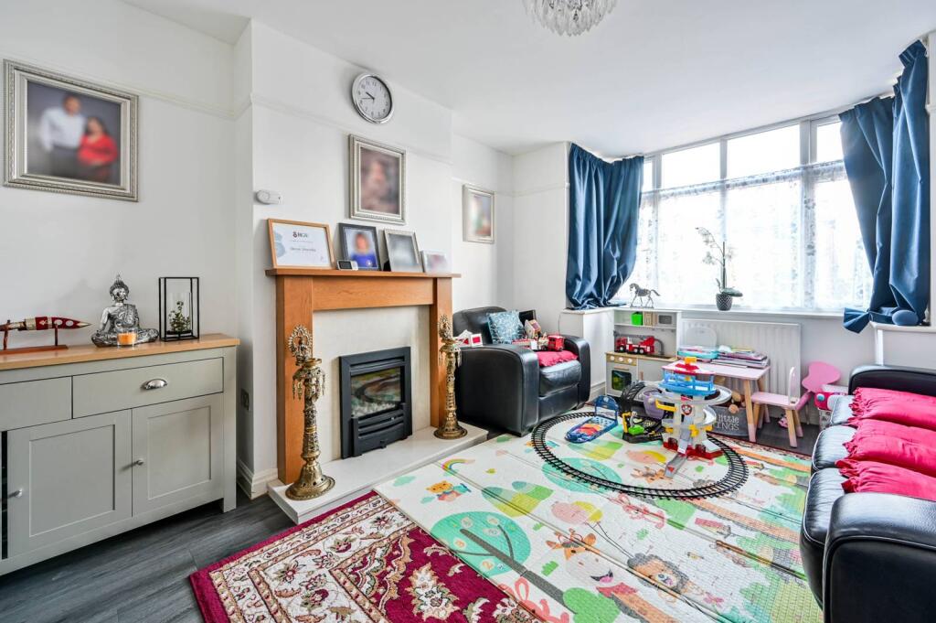 Main image of property: Worplesdon Road, Guildford, GU2