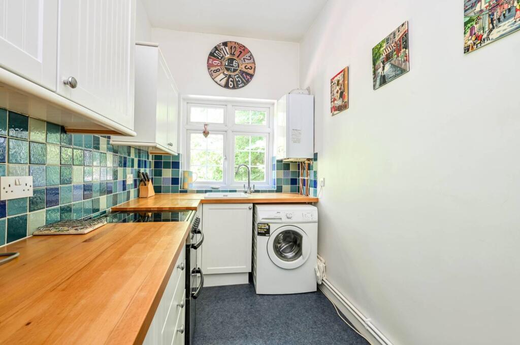 Main image of property: Wych Hill House, Wych Hill Rise, Hook Heath, Woking, GU22