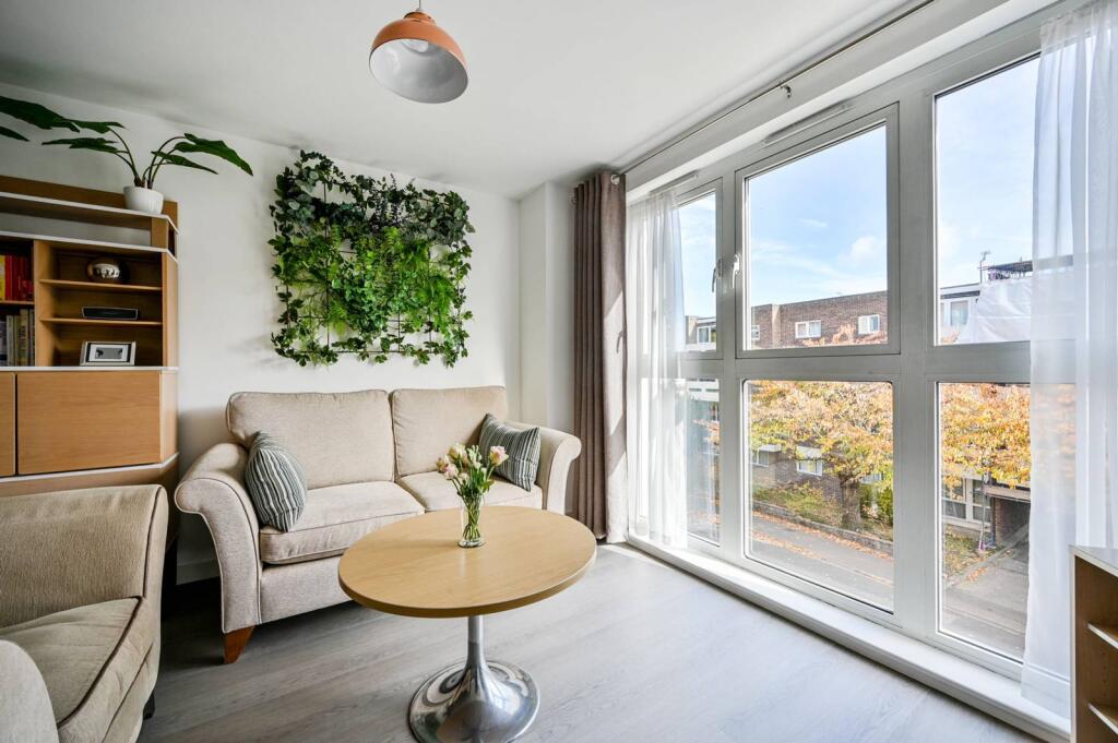 Main image of property: Constitution Hill, Woking, GU22