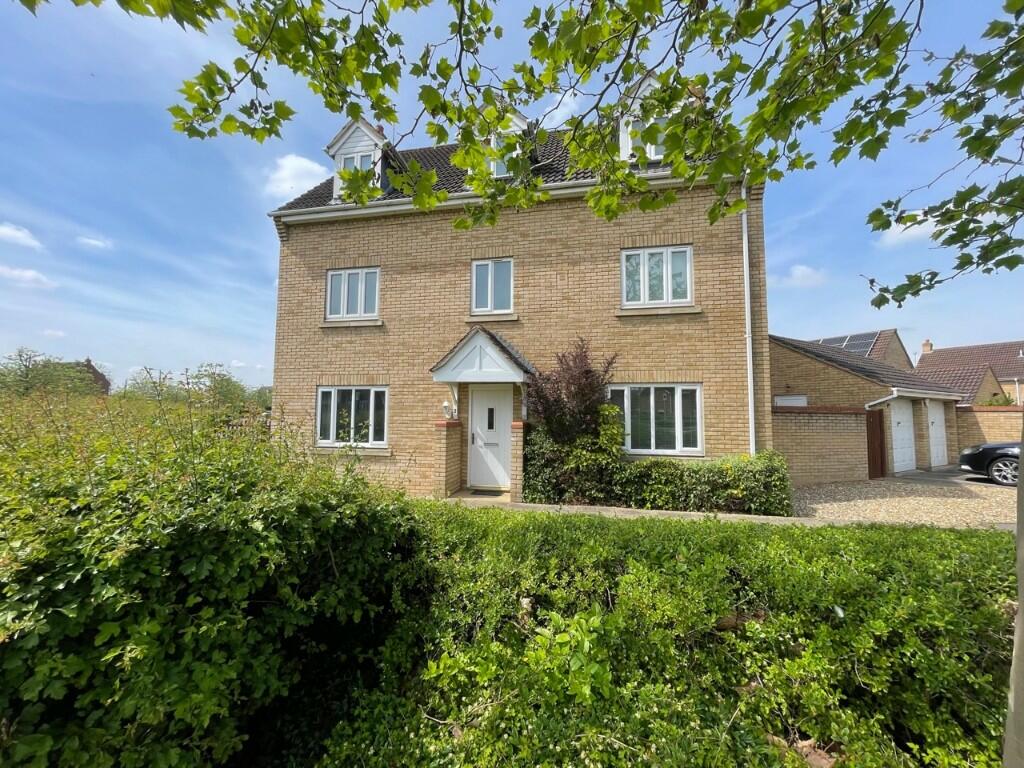 5 bedroom detached house for sale in Humphrys Street, Sugar Way, Peterborough, Cambridgeshire, PE2
