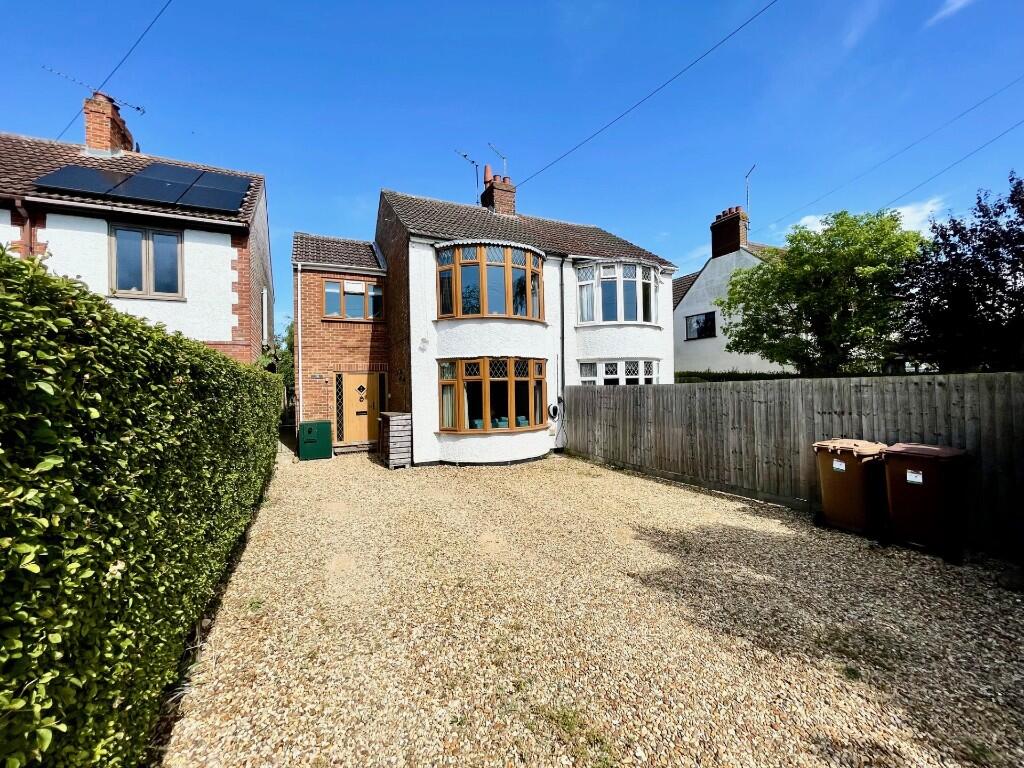 Main image of property: Lincoln Road, Werrington North, Peterborough, Cambridgeshire, PE6