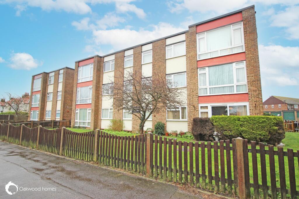 2 bedroom flat for sale in Richard Court, Lower Northdown Road