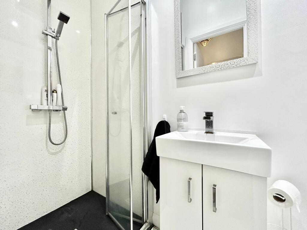 Additional property image - Westcliff Gardens, Westbrook