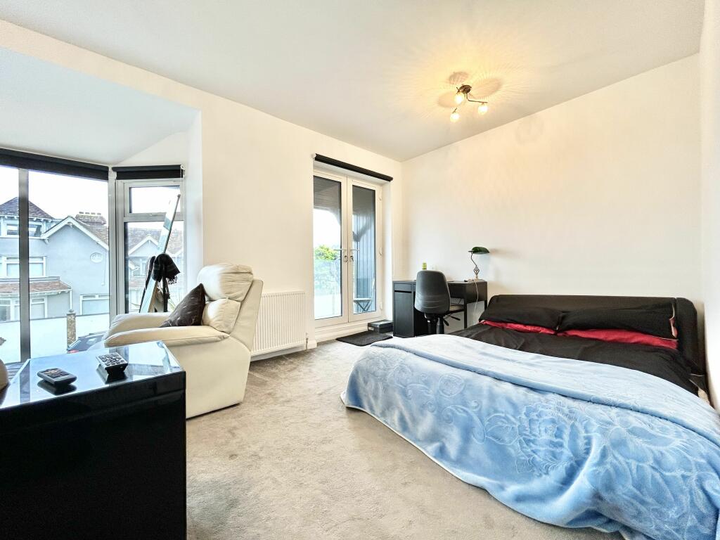 Additional property image - Westcliff Gardens, Westbrook