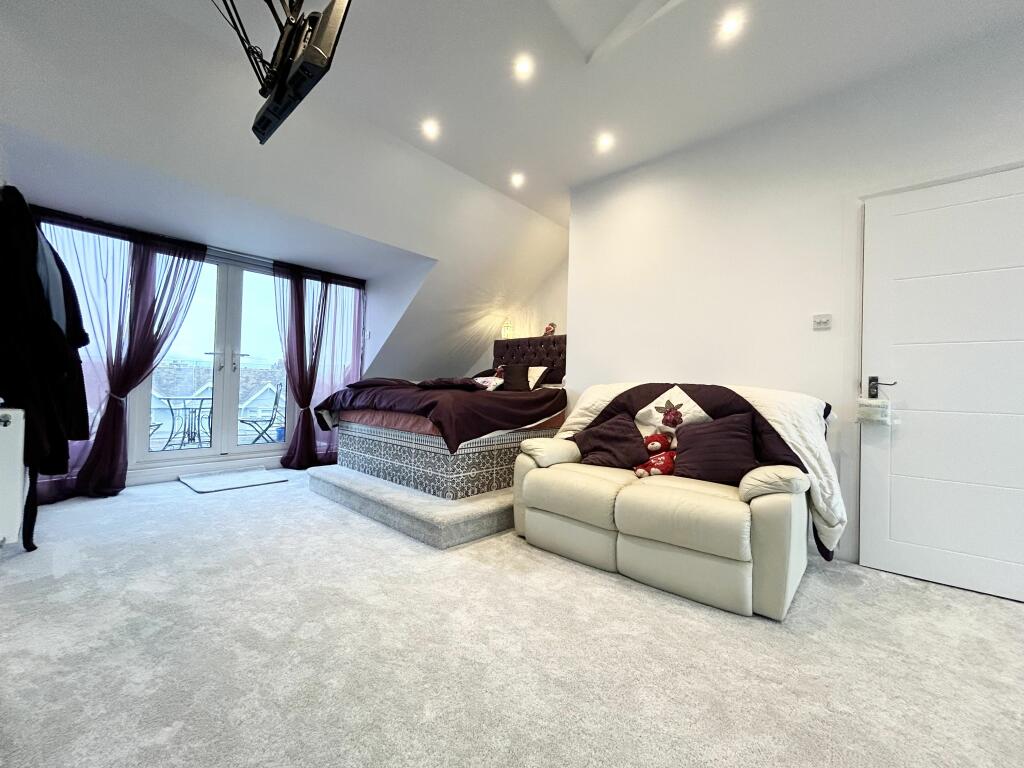 Additional property image - Westcliff Gardens, Westbrook
