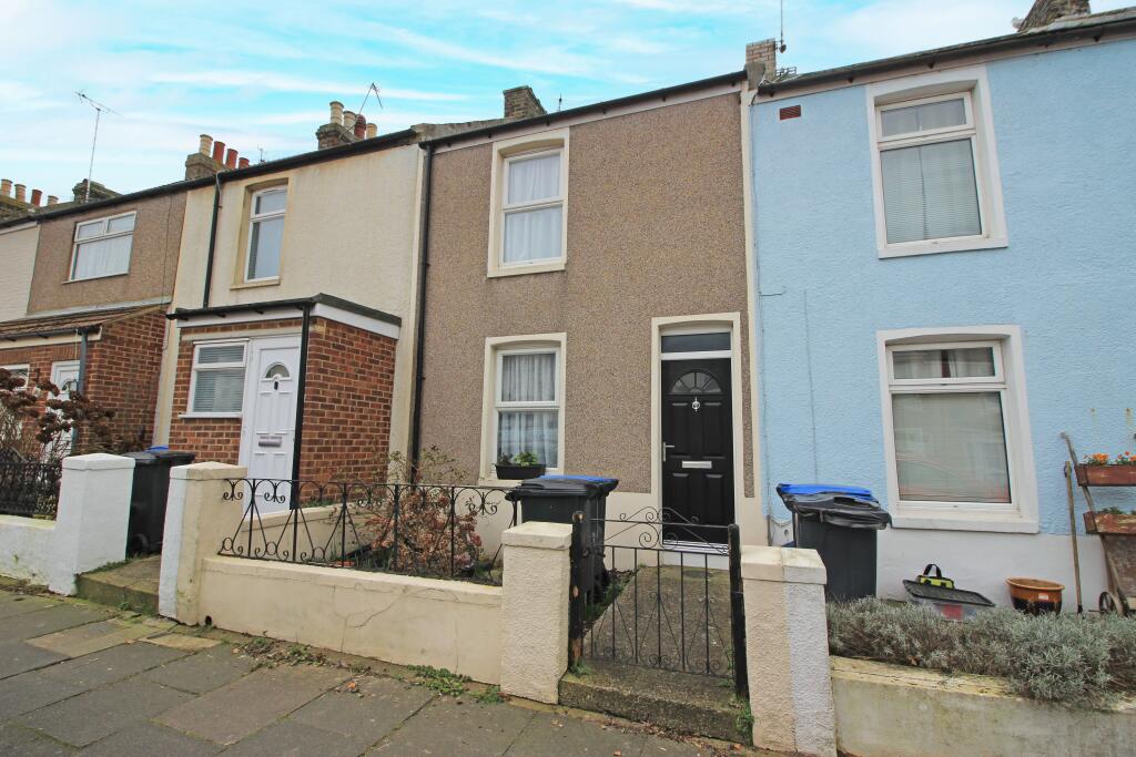 2 bedroom terraced house