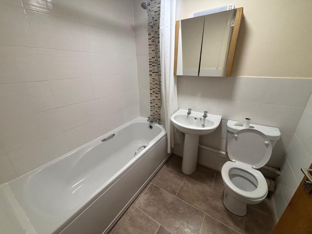 Additional property image - Crows Grove, Bradley Stoke, Bristol, BS32 0DA
