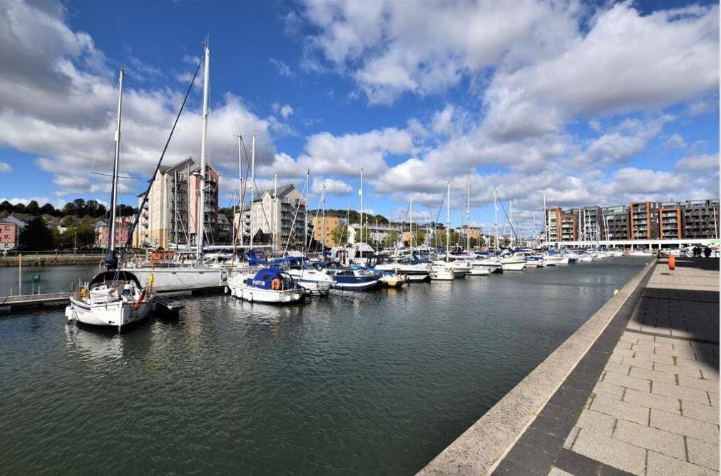 Main image of property: Mizzen Court, Portishead