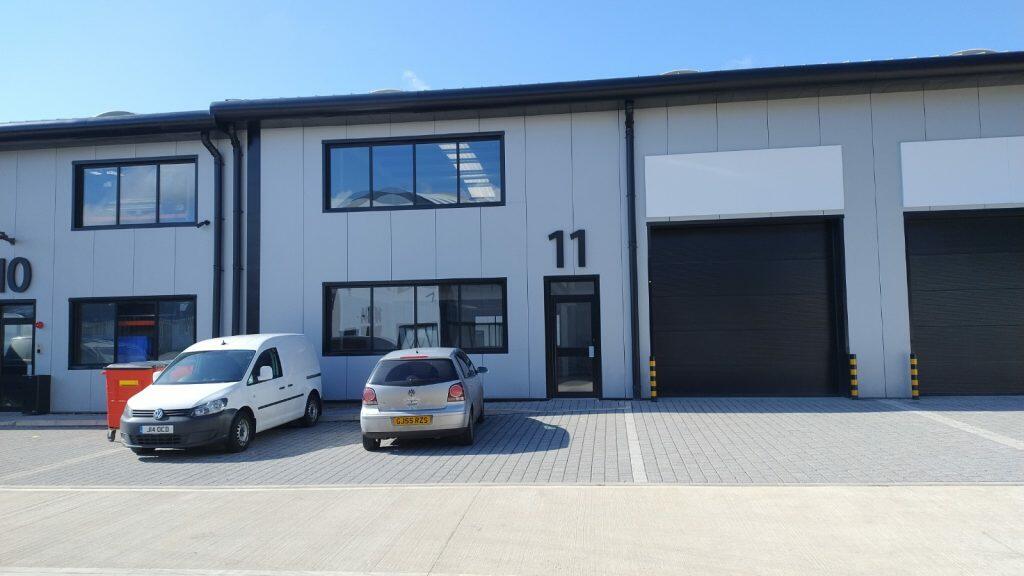 Warehouse to lease in Unit 11 The Bridgefields Estate, Welwyn Garden