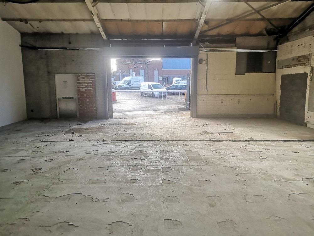 Warehouse to lease in 6 Argyle Way, Stevenage & Yard, SG1