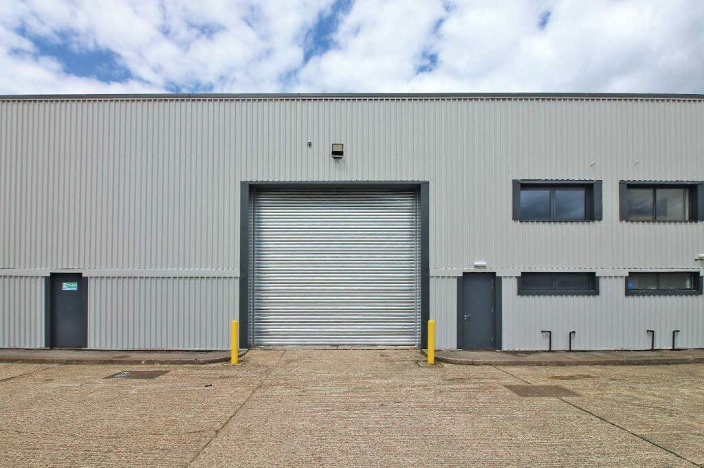 Warehouse to lease in Unit 6 Pin Green Industrial Estate, Cartwright