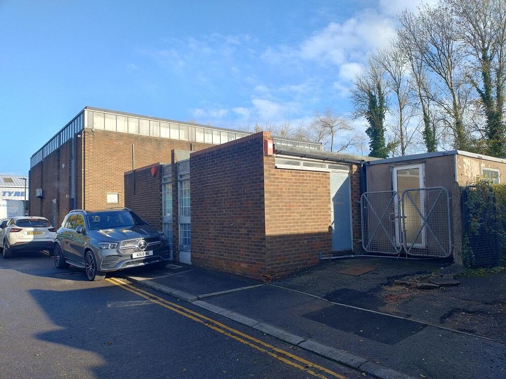 Warehouse for sale in 68 Bury Road, Hatfield, AL10 8BJ, AL10