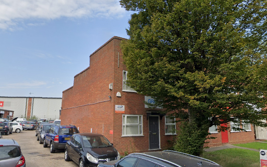 Warehouse to lease in Unit 14 Garden Court Welwyn Garden City, AL7