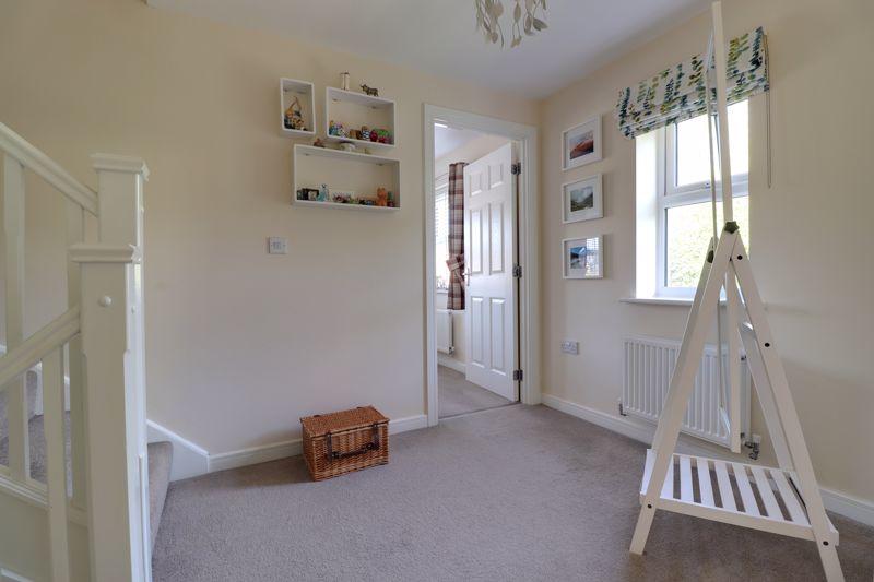 4 bedroom detached house for sale in Sandpiper Drive, Doxey, Stafford, ST16