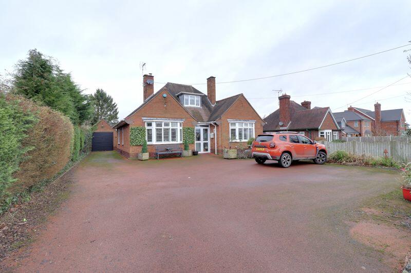 4 bedroom detached bungalow for sale in Long Lane, Derrington, Stafford, ST18