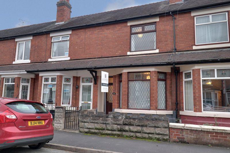 3 bedroom terraced house for sale in Oxford Gardens, Stafford, ST16