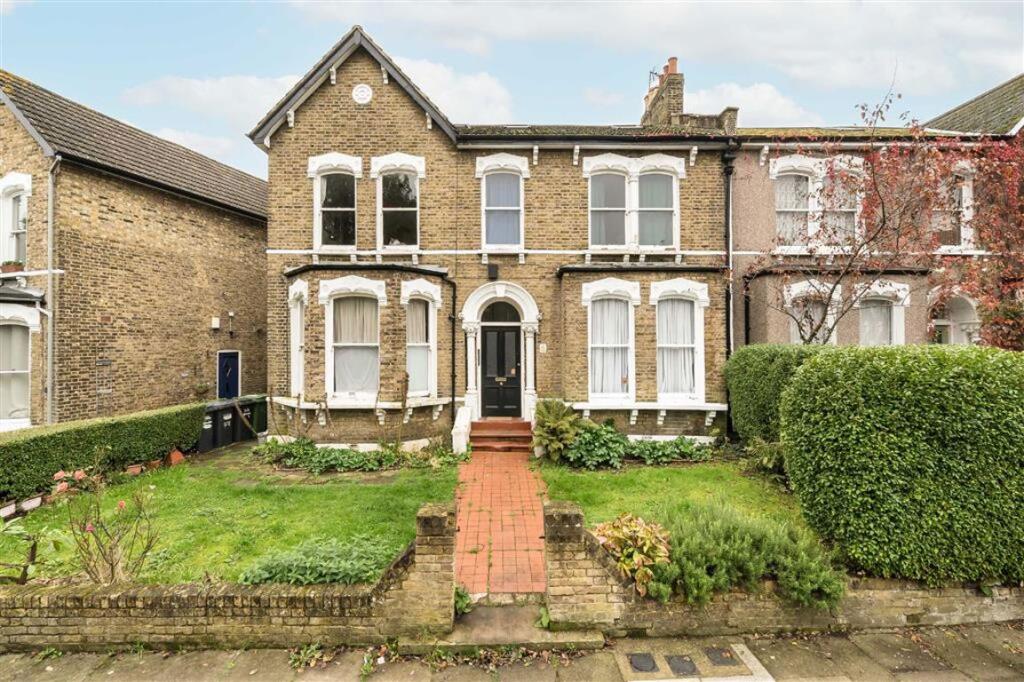Main image of property: Crescent Way, Brockley