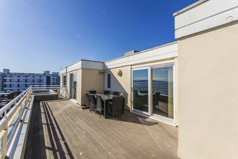 3 bedroom apartment for rent in West Cliff Road, Bournemouth, BH2
