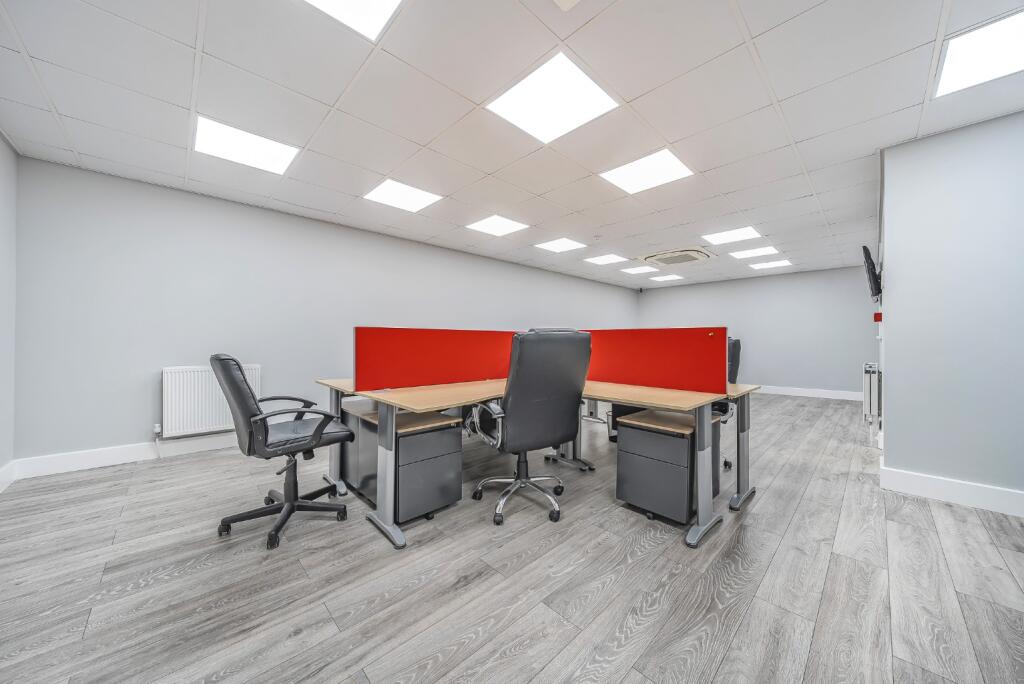 Additional property image - Oyo Business Units, Crabtree Manorway North, Belvedere, Kent, DA17