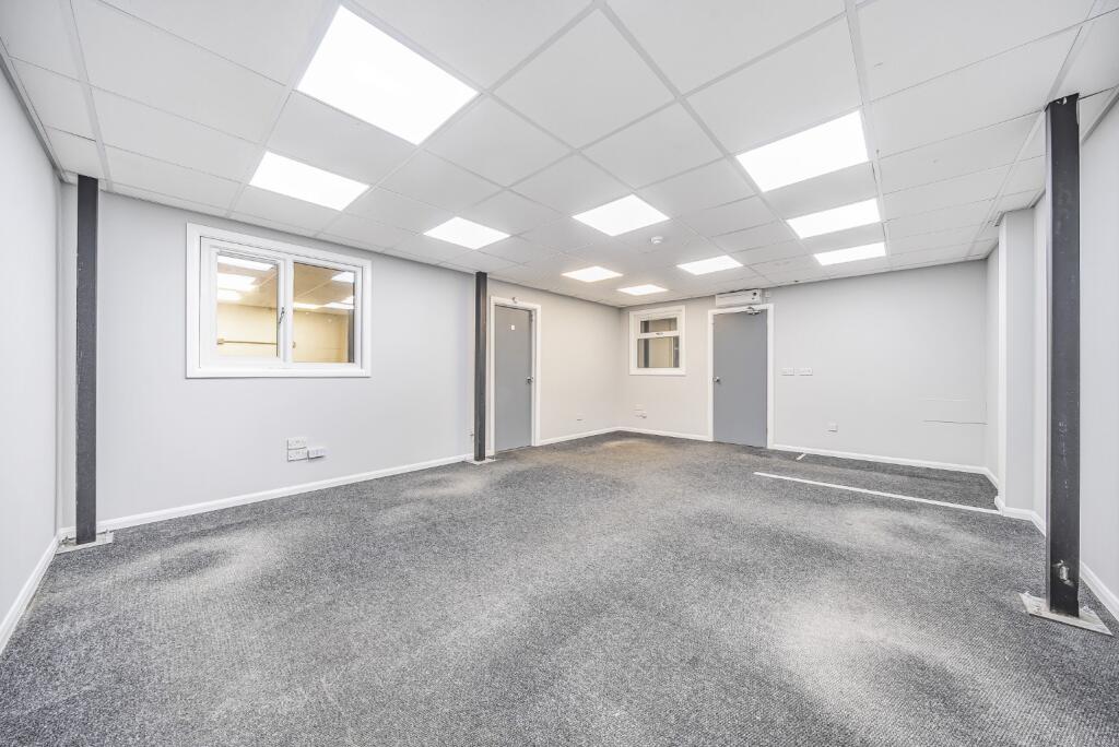 Additional property image - Oyo Business Units, Crabtree Manorway North, Belvedere, Kent, DA17