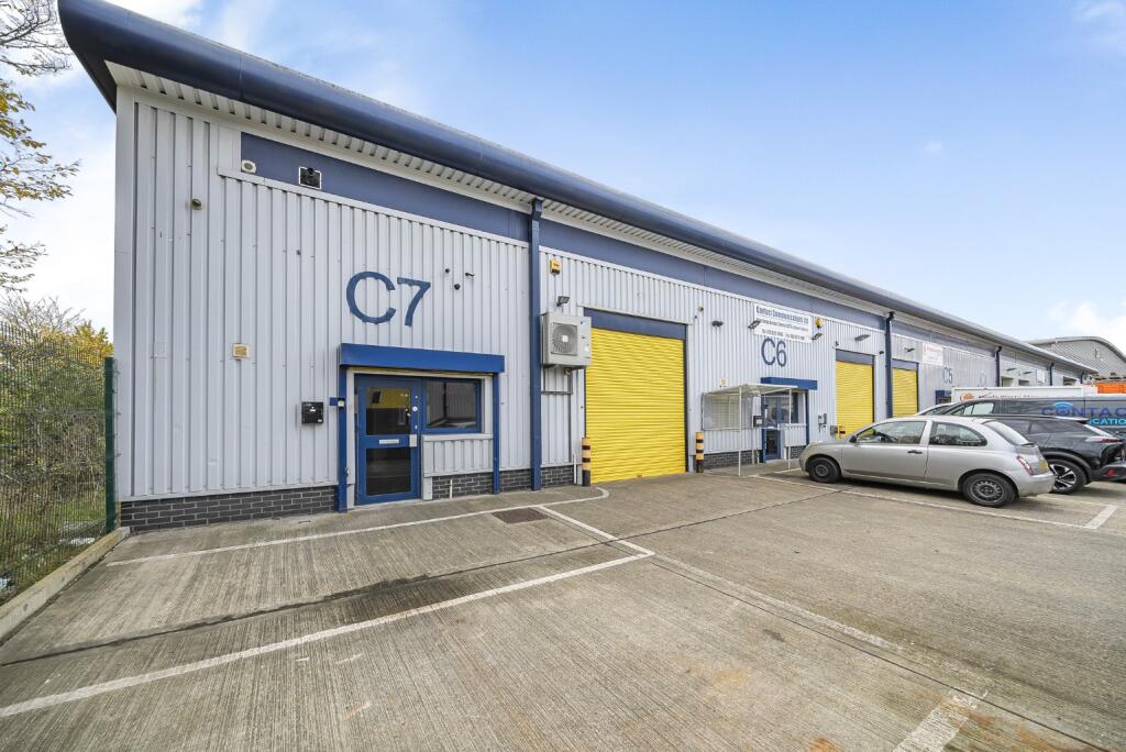 Additional property image - Oyo Business Units, Crabtree Manorway North, Belvedere, Kent, DA17