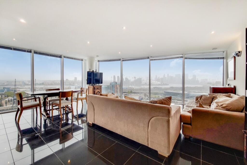 Main image of property: Western Gateway, London, E16