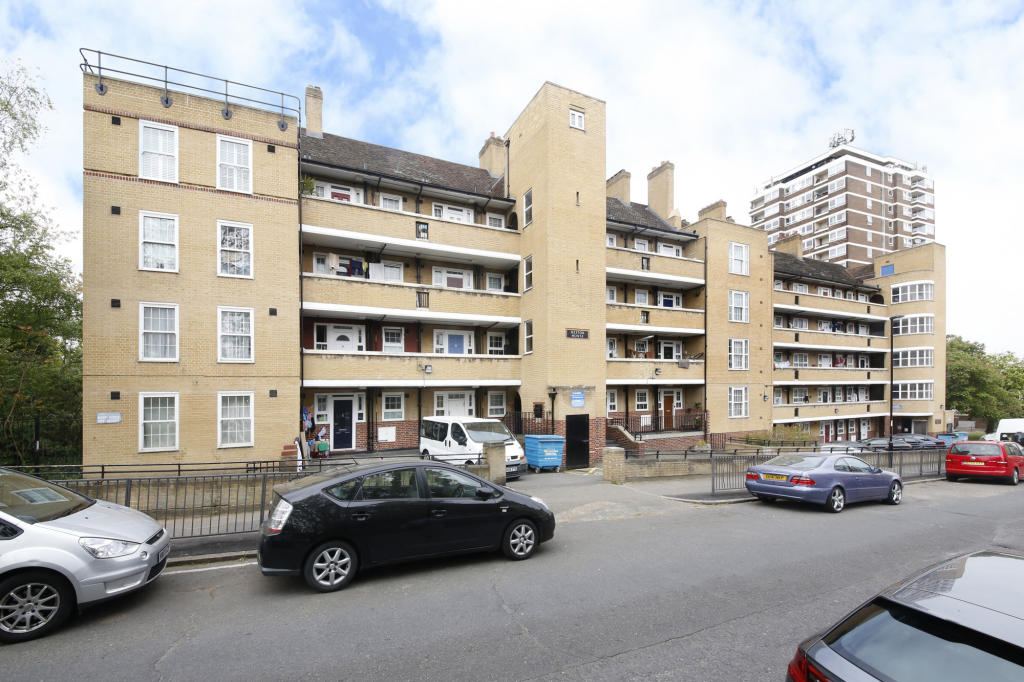 2 bedroom flat for rent in Heston House, Tanners Hill, Deptford, SE8