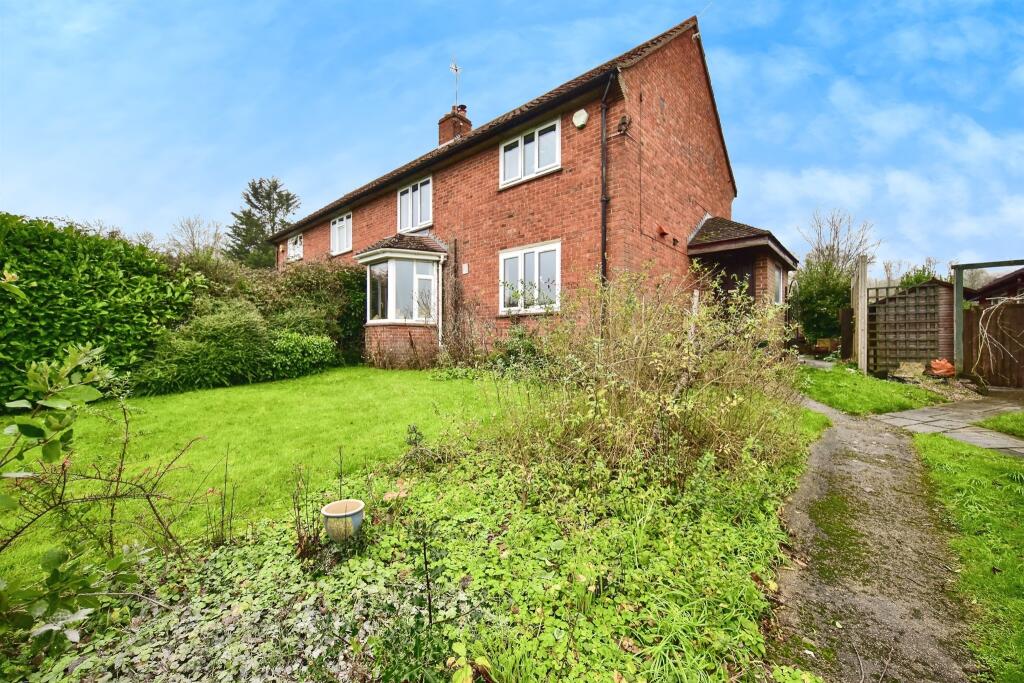 Main image of property: Carters Hill, Underriver, Sevenoaks