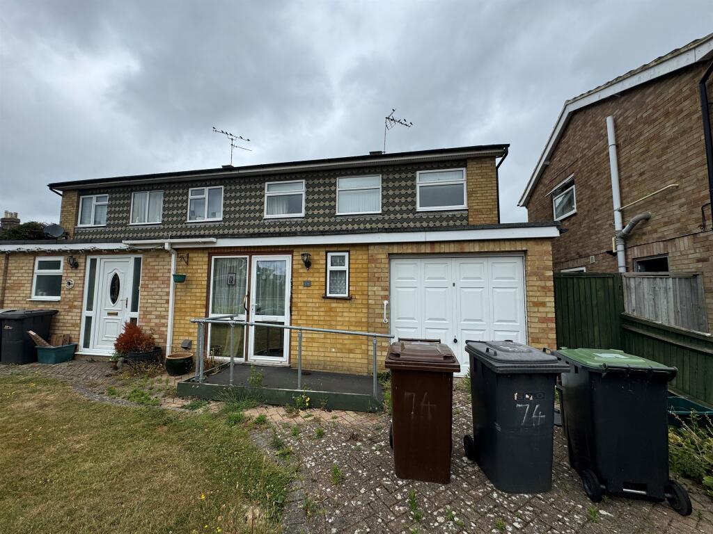 Main image of property: Crown Acres, East Peckham, Tonbridge