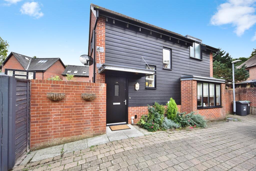 Main image of property: Hawley Drive, Leybourne, West Malling