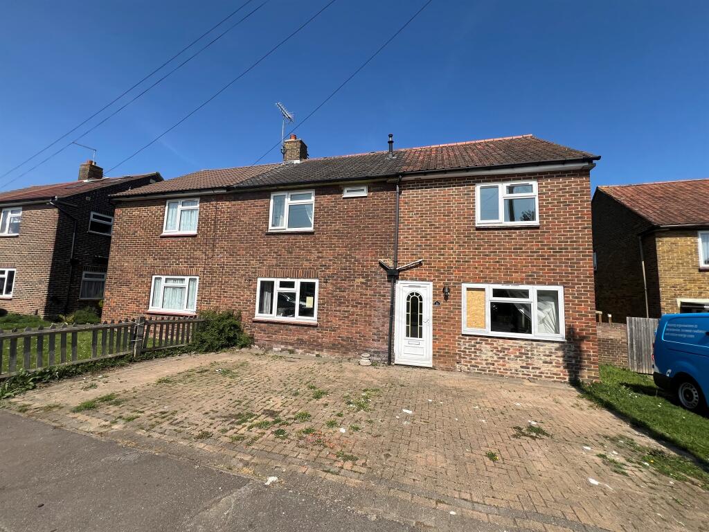 Main image of property: Hollingbourne Road, Gillingham