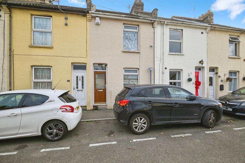 Main image of property: Glanville Road, Gillingham
