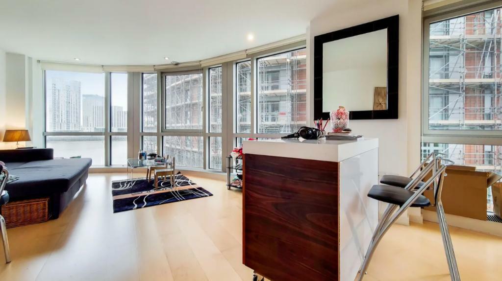 Main image of property: Ontario tower, 4 Fairmont avenue, Canary Wharf, London, E14 9JA