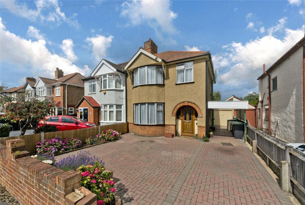 3 bedroom semidetached house for sale in Beresford Avenue, Surbiton, KT5