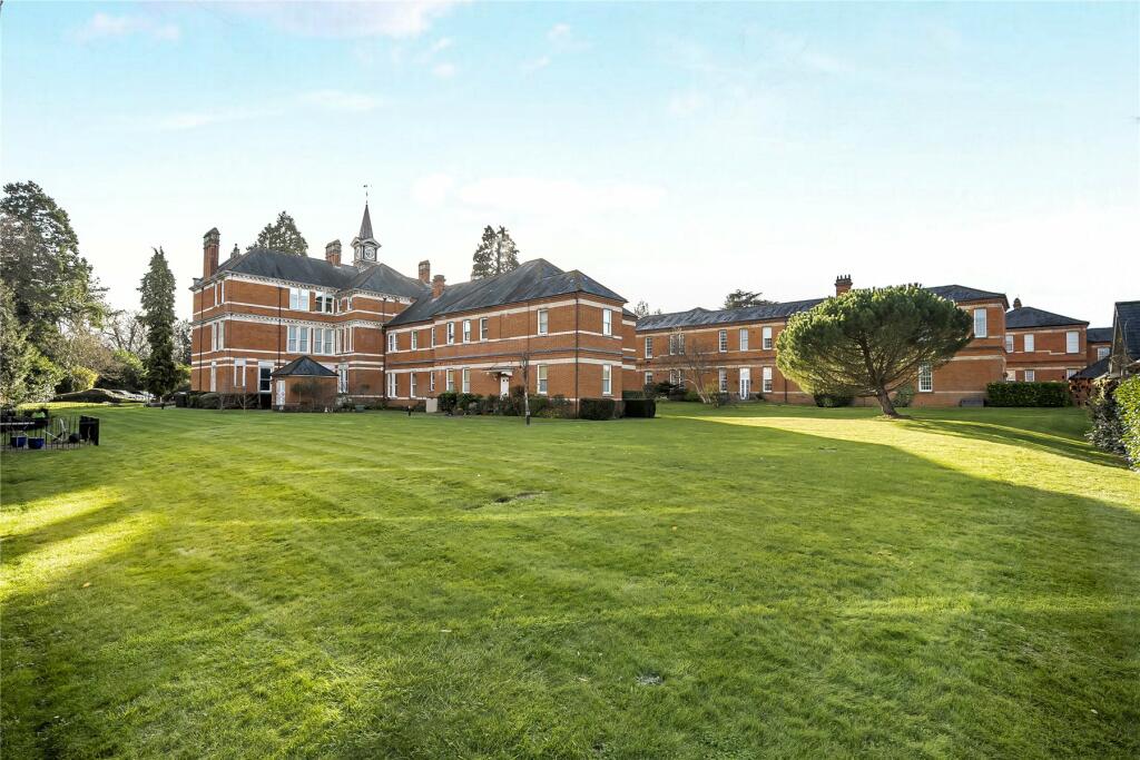 Main image of property: Sandy Mead, Epsom, KT19