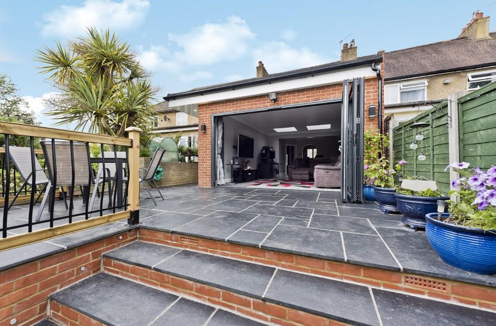 3 bedroom terraced house for sale in Hemsby Road, Chessington, KT9