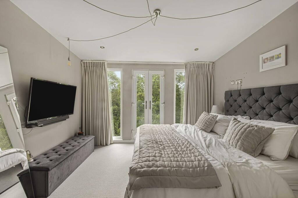Main image of property: 17 Danefield Road