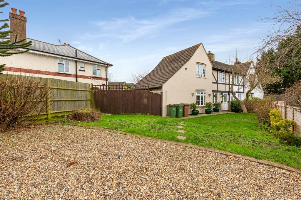 3 bedroom semidetached house for sale in Eastway, Wallington, SM6