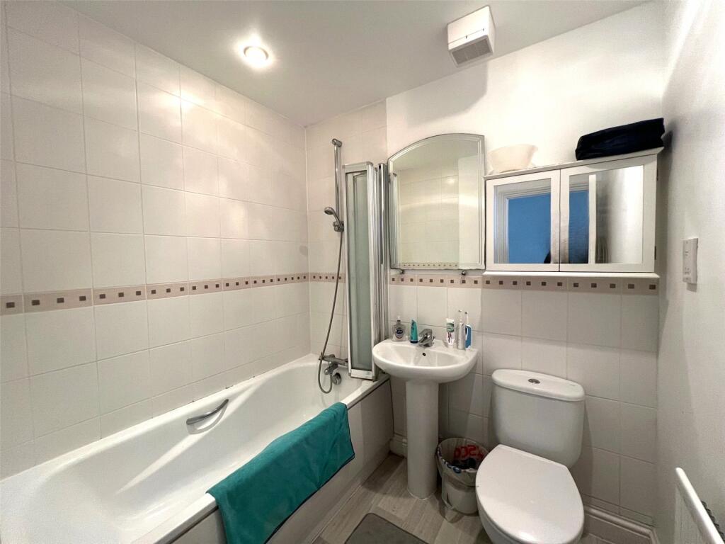 Additional property image - Old School Place, Croydon, CR0