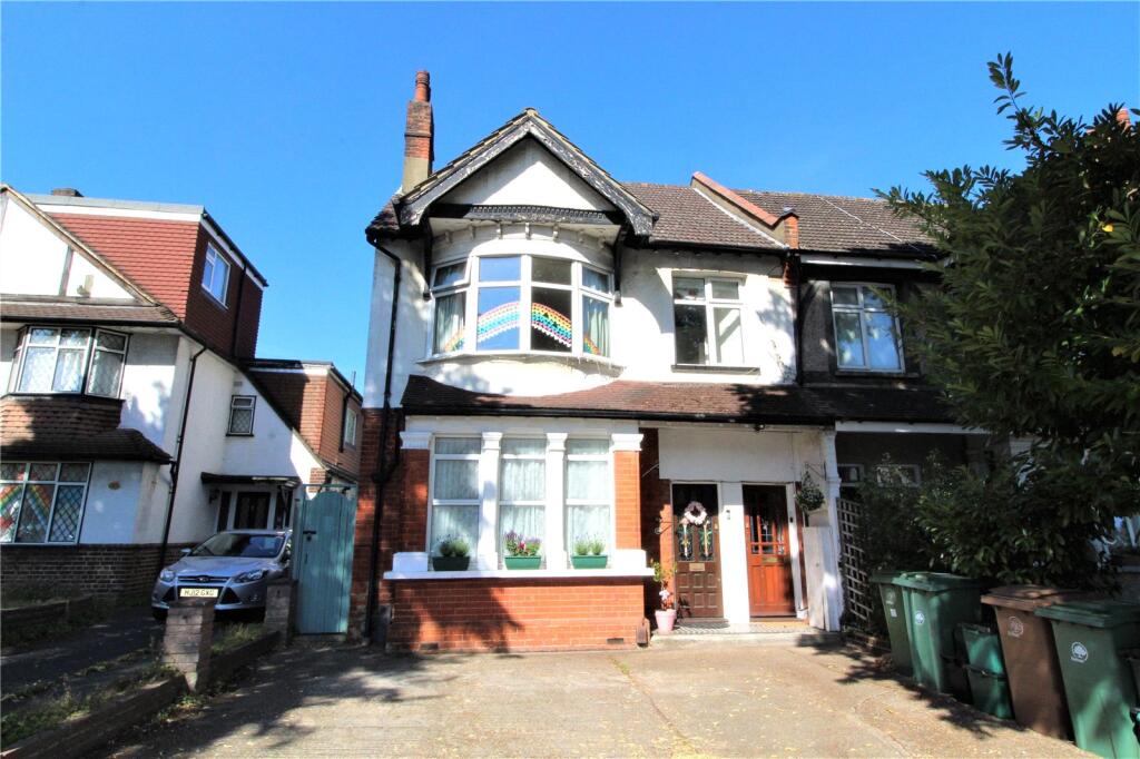 Main image of property: Park Lane, Carshalton, SM5