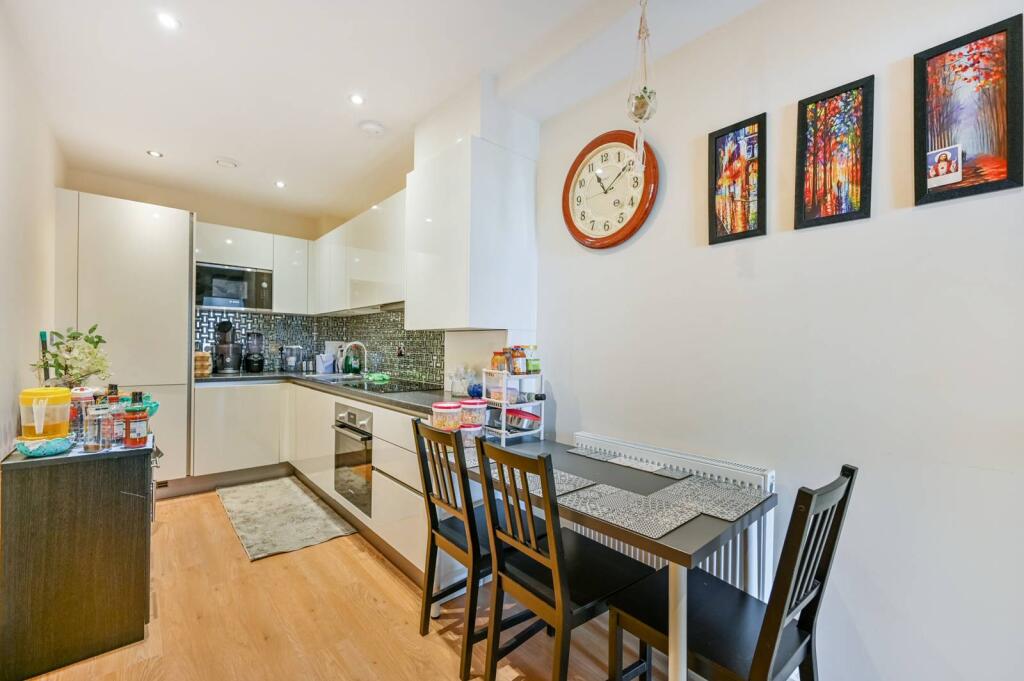 Main image of property: Staines Road, Hounslow, HOUNSLOW, TW4