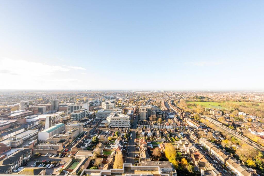 Main image of property: High Street Quarter, TW3, Hounslow, TW3