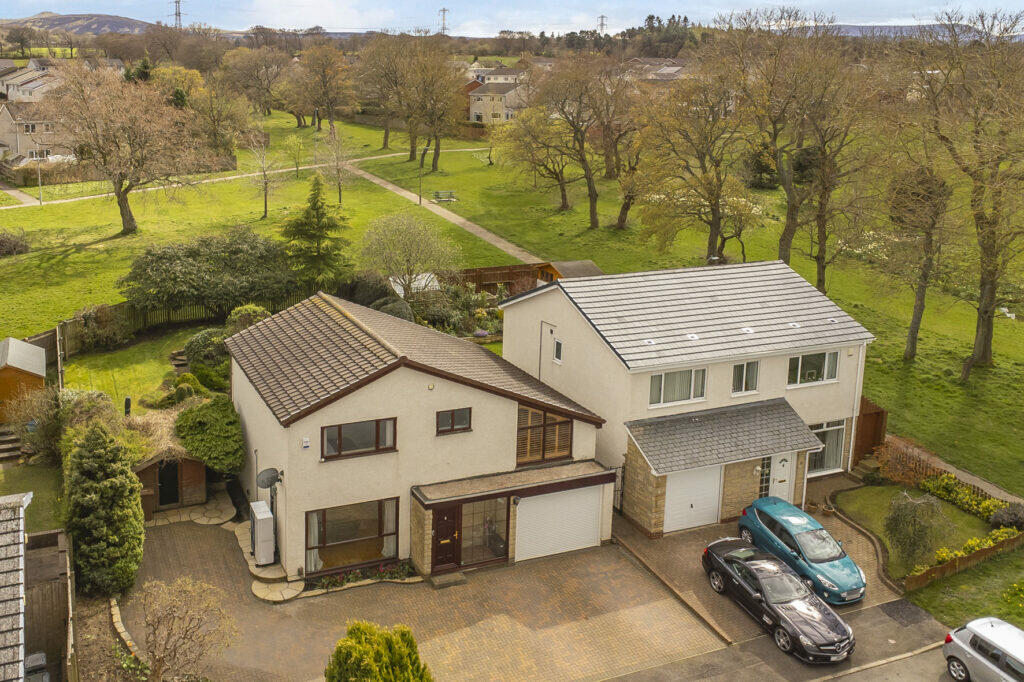 4 bedroom detached house for sale in 57 Marchbank Drive, Balerno, EH14