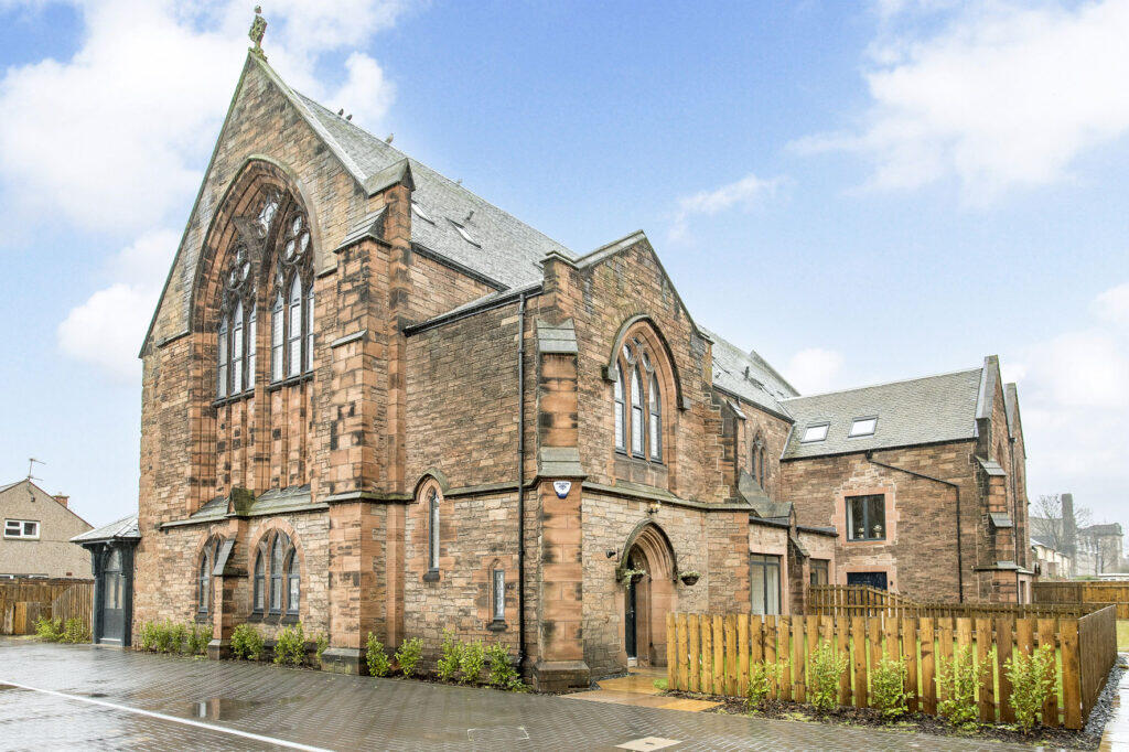 Main image of property: 2B Rosefield Place, Portobello, Edinburgh, EH15 1AZ
